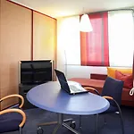 فندق أجنحة نوفوتيل Centre