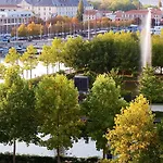 Novotel Centre Hotel 4*