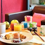 Novotel Centre Hotel