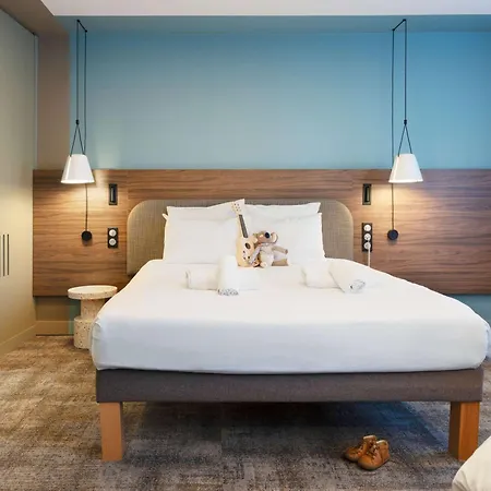 Novotel Centre 4*