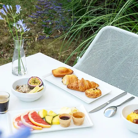 Hotel Novotel Centre 4*