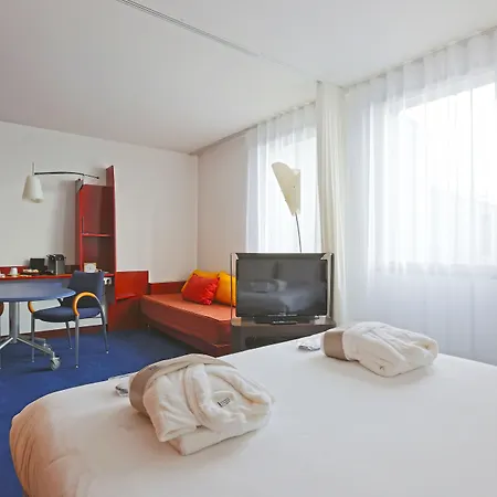 Novotel Centre 호텔 낭시