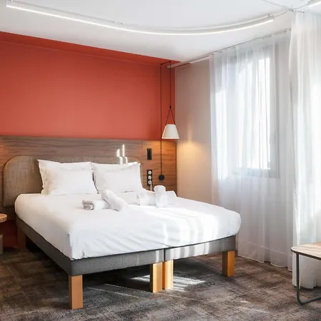 Novotel Centre 호텔