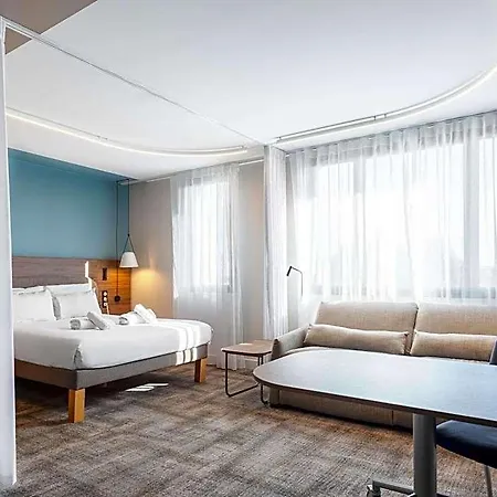 Novotel Centre