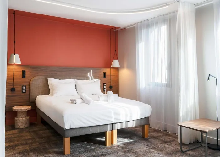 Novotel Centre Hotell 4*