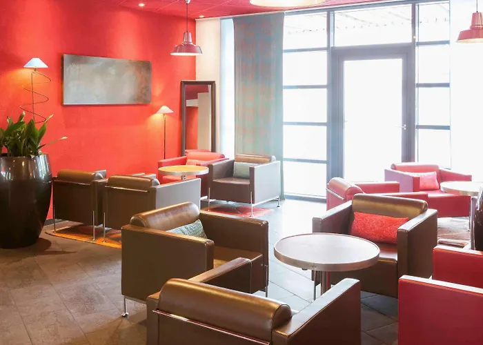 Novotel Centre Hotell 4*